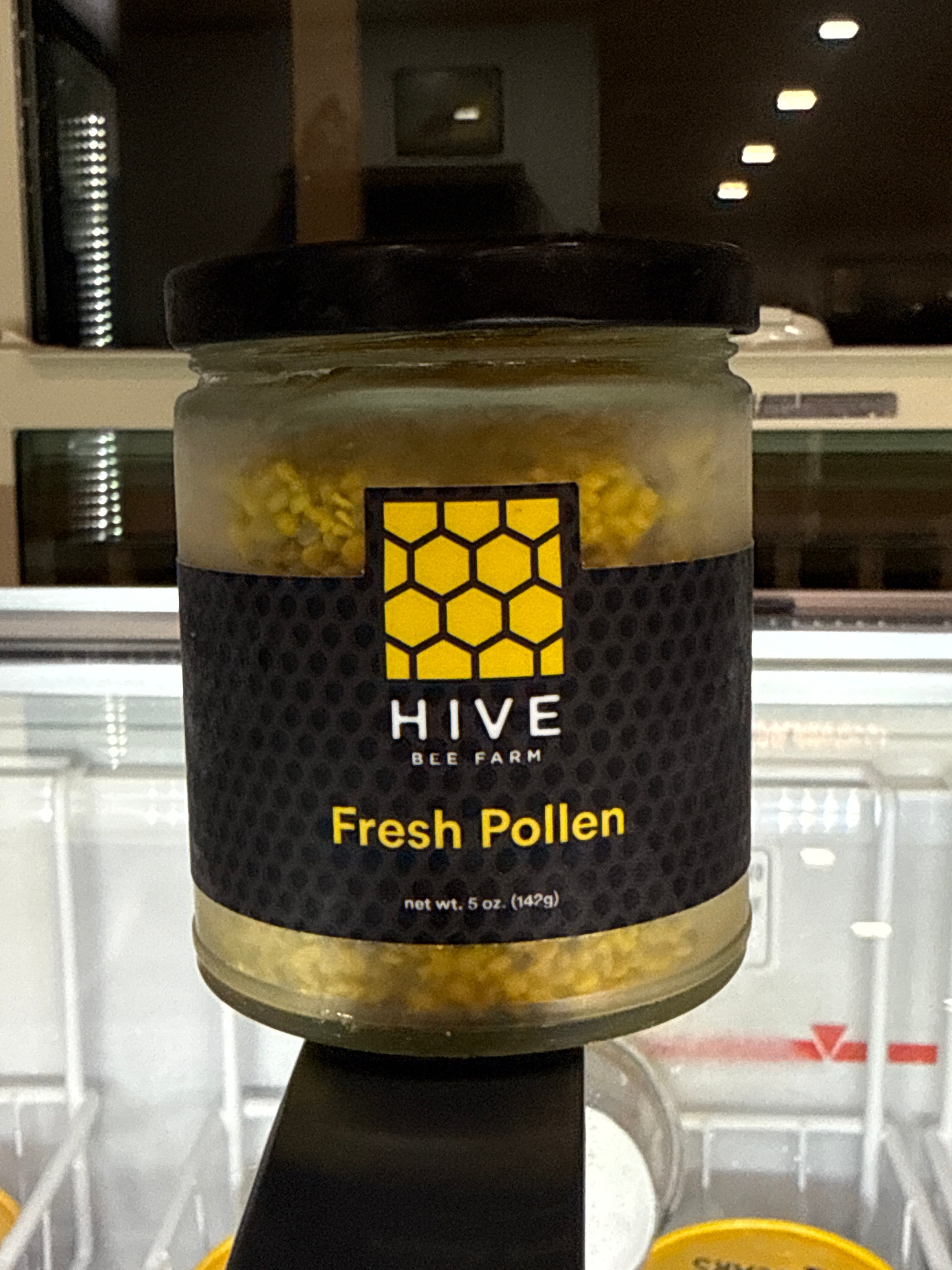 Hive. Fresh pollen.